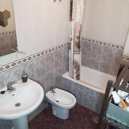 Acogedor Piso De 4 Malaga