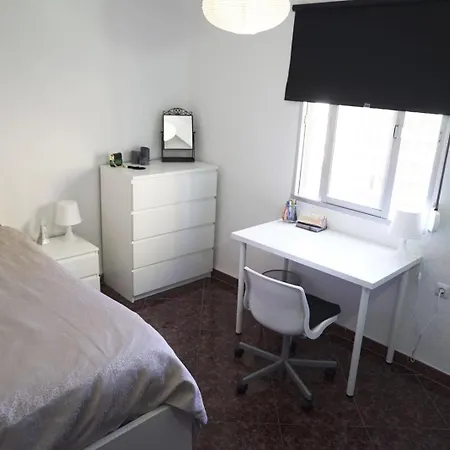 Apartment Acogedor Piso De 4 Malaga